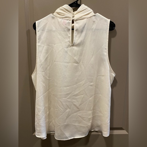 High neck wide arm tank - Picture 4 of 5